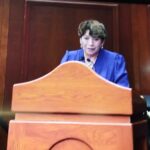 La gobernadora Delfina Gómez es ahora de 50 más 1s