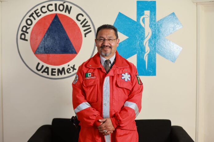 Aunque la jubilación se acerca, su vocación permanece intacta; su deseo es continuar compartiendo conocimientos y experiencias desde las aulas.
