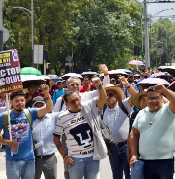 Alebrijes en Cuadratines Cambio de estrategia federal; ahora va contra el SNTE