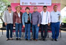 Gobernadora Delfina Gómez entrega geomembrana para almacenar más de 50 millones de litros de agua en Texcoco; beneficia a productores de flor