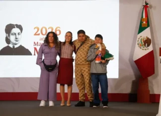 Preferencias en Palacio Nacional / Maullidos Urbanos