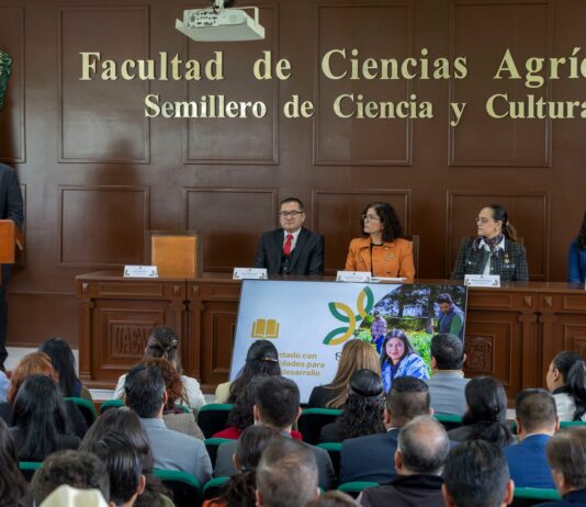 Facultad de Ciencias Agrícolas, referente de retribución social y formación profesional: rectora Paty Zarza