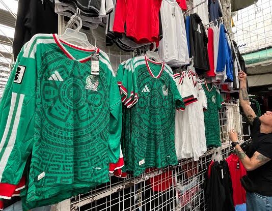 Bajan ventas mundialistas / Maullidos Urbanos