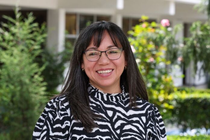 Profesora de la Facultad de Ciencias de la Conducta de la Universidad Autónoma del Estado de México (UAEMéx), Zaribel Orozco Rodríguez.