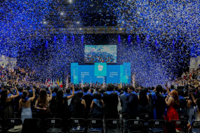 Sale la generación 2026 del Tec de Monterrey Campus Estado de México.