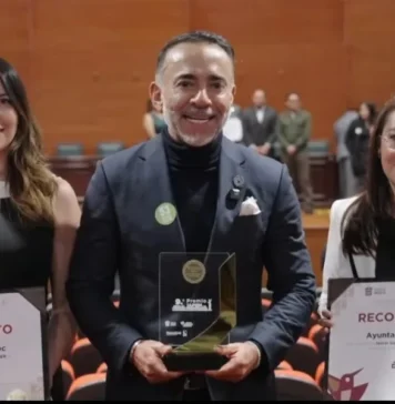El Instituto de Administración Pública del Estado de México entregó los premios 2025 a la Gestión Municipal