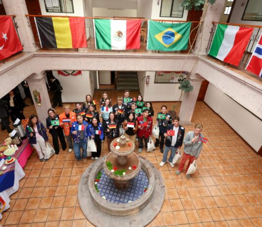 La UAEMéx recibe a 21 jóvenes de 10 países para vivir una experiencia de intercambio cultural