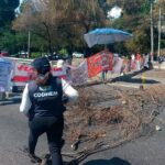 LUEGO DE DÍA Y MEDIO DE BLOQUEO, LAS MADRES BUSCADORAS DESPEJAN EL PASO EN LA MÉXICO-TOLUCA