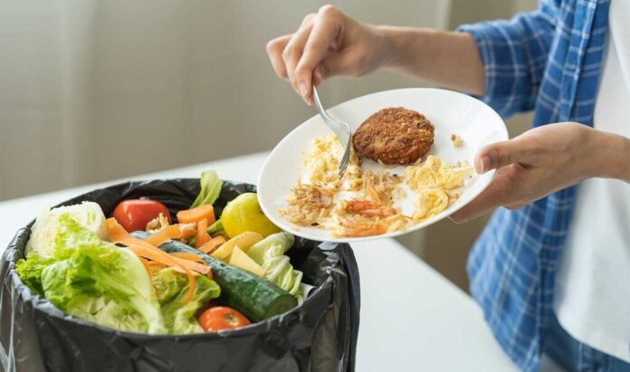 Maullidos 16 octubre 26 Desperdicio de comida y hambre en el mundo