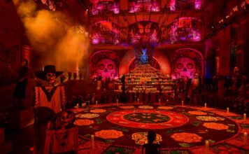 Inaugura Gobernadora Delfina Gómez Ofrenda Monumental de Día de Muertos en Palacio de Gobierno